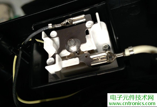 PM2.5殺手！松下納米水離子空氣凈化器拆解