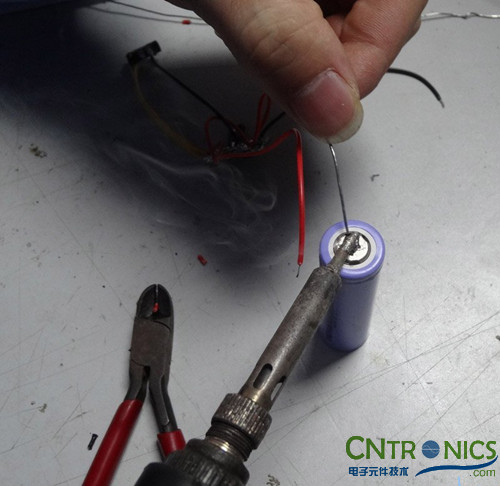 達人創意DIY:無線2.4G音頻收發器