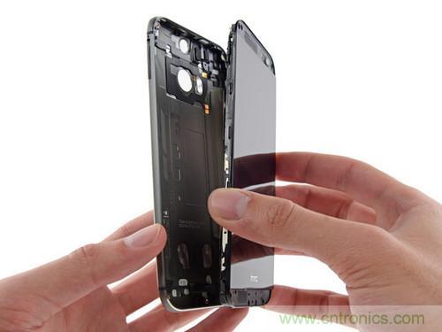 牛人強(qiáng)拆！新HTC One(M8)真機(jī)精密做工難修理