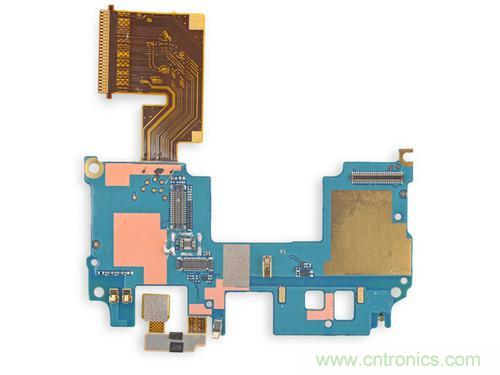 牛人強(qiáng)拆！新HTC One(M8)真機(jī)精密做工難修理
