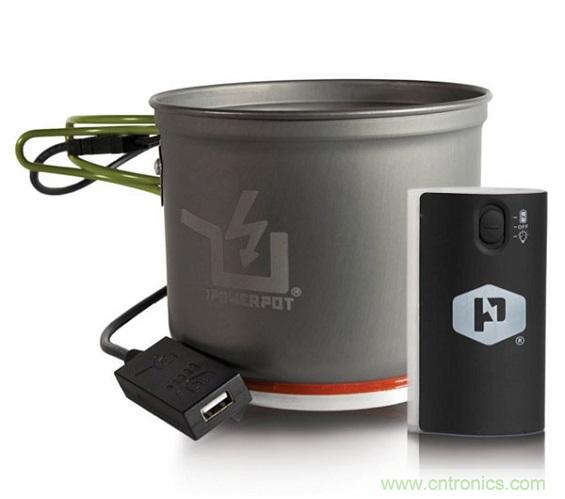 圖6：Powerpot設備利用熱源發電，使用者能一邊烹煮食物一邊為移動設備充電。