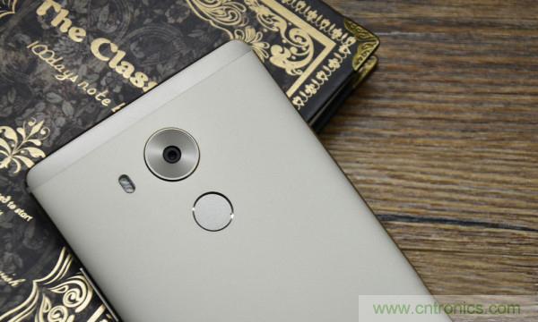 新旗艦Mate 8全評測：橫空出世！能否延續(xù)一機難求？
