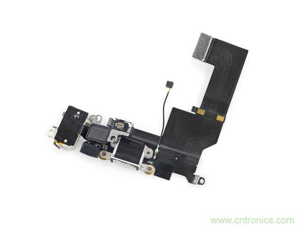 有什么地方沒有變？iPhone SE真機拆解