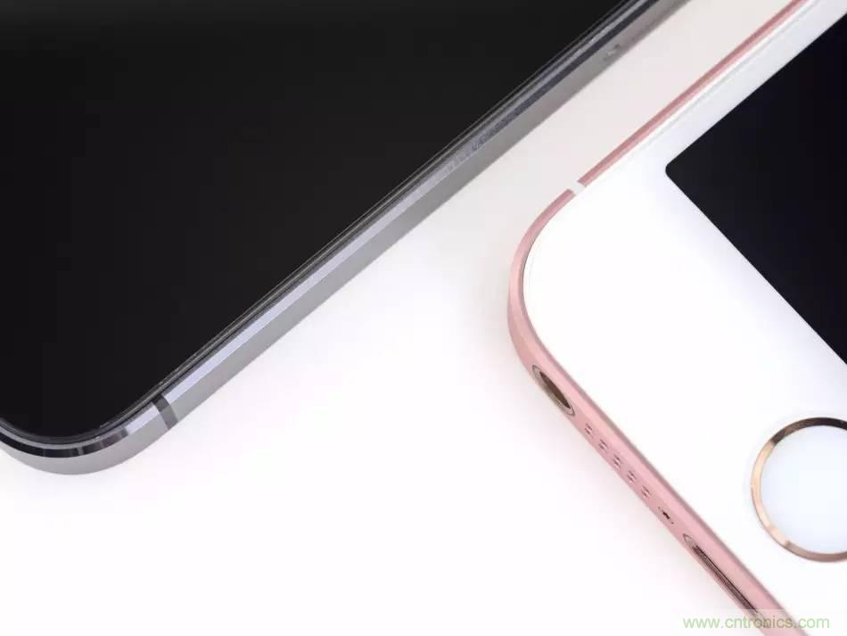 有什么地方沒有變？iPhone SE真機拆解