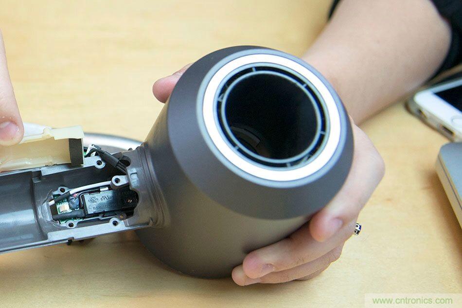 拆解戴森吹風機：近三千元的價格貴在哪？