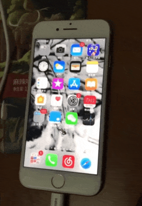 拆了個電容之后，我的iPhone也會自動訂房了