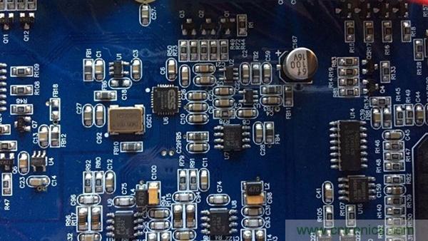 如何&ldquo;布局&rdquo;電路上的貼片電容才會降低寄生電感？